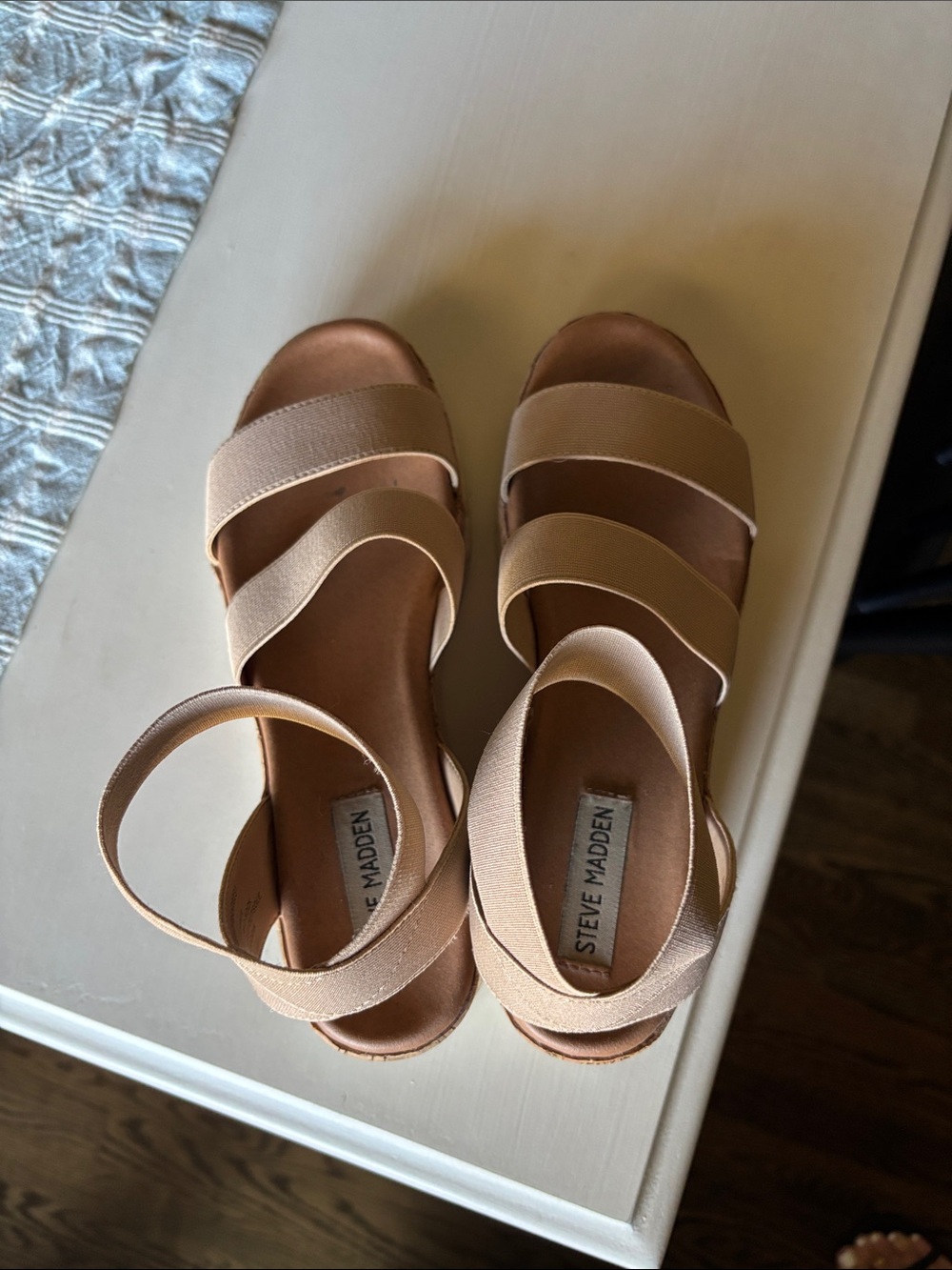 Steve Madden neutral tan  Multi-Strap Elastic Sandals size 7.5